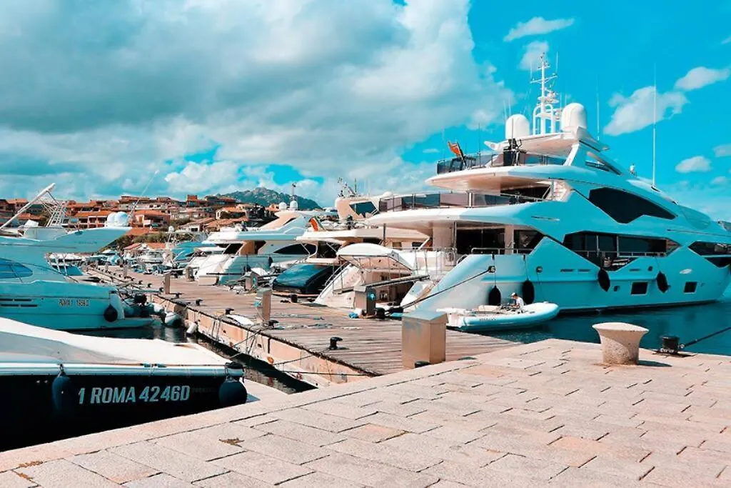 Apartment Vista Incantevole, 4 Minuti A Piedi Dalla Spiaggia Porto Rotondo